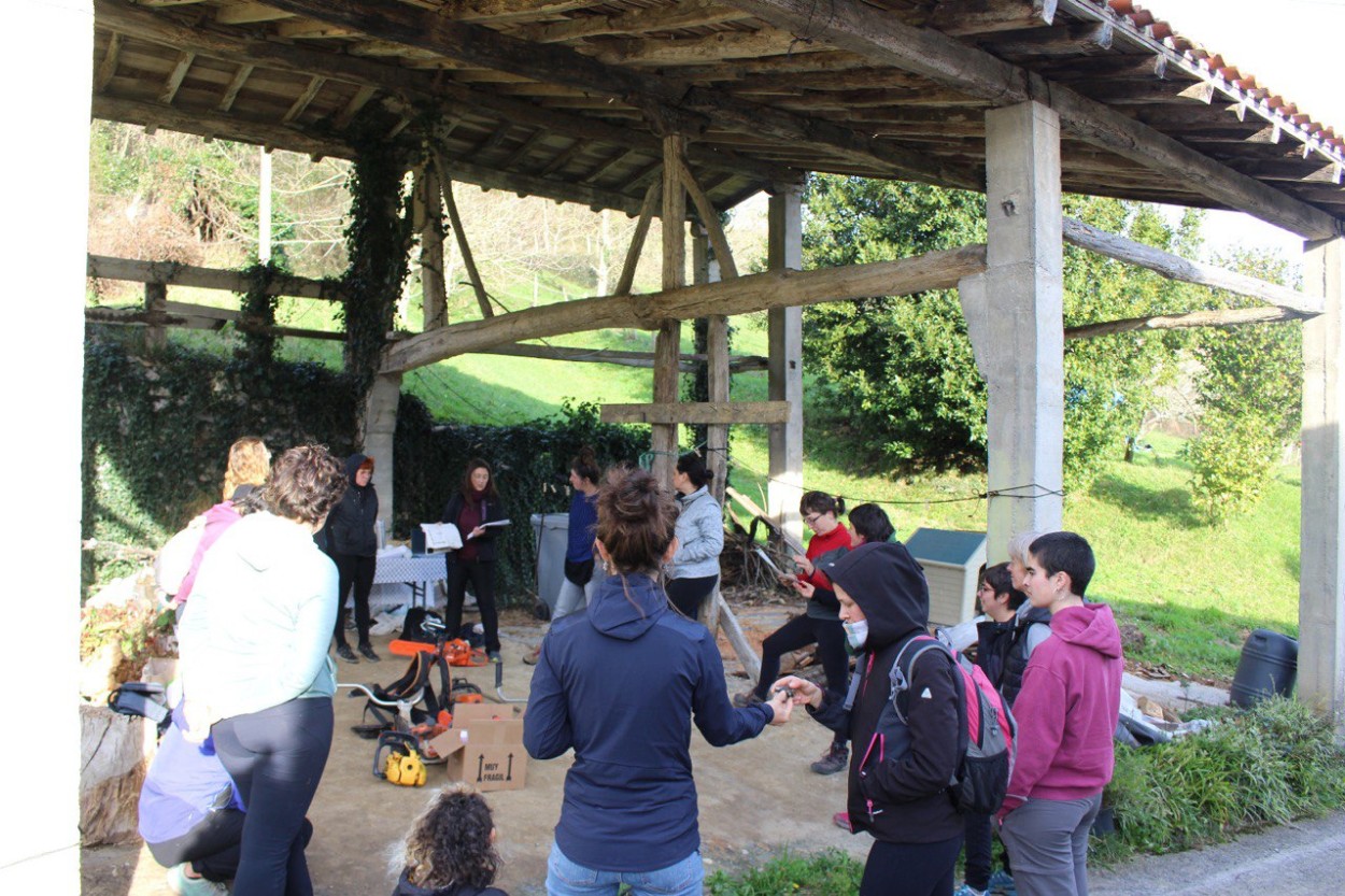 ARGIA: “Herritarren artean hiru hilabetean 70.000 euro lortzea du erronka Amillubi proiektuak”